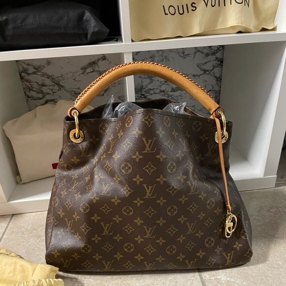 Lv artsy MM - Picture 1 of 7